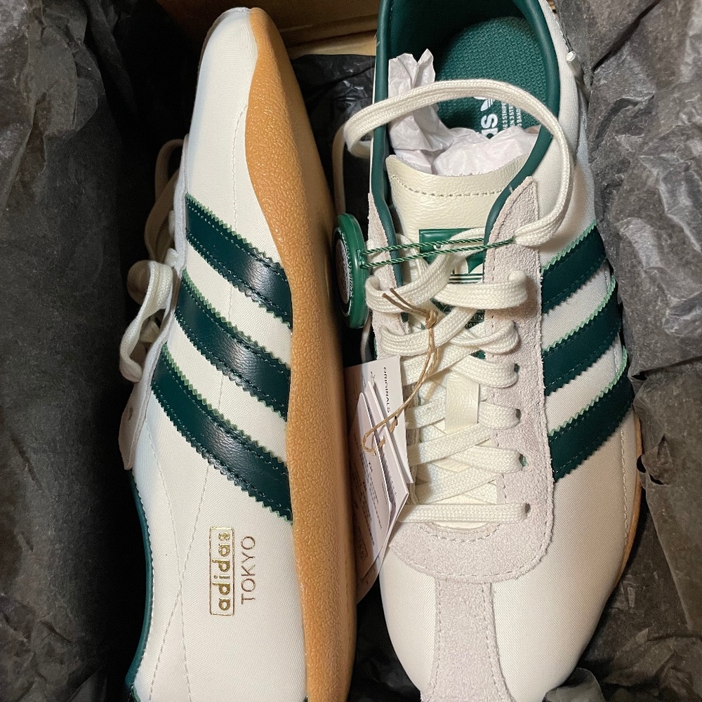 Brand new! Adidas Tokyo trainers women size 7 US